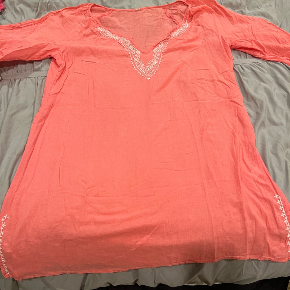 Adorable beach cover up size L/XL